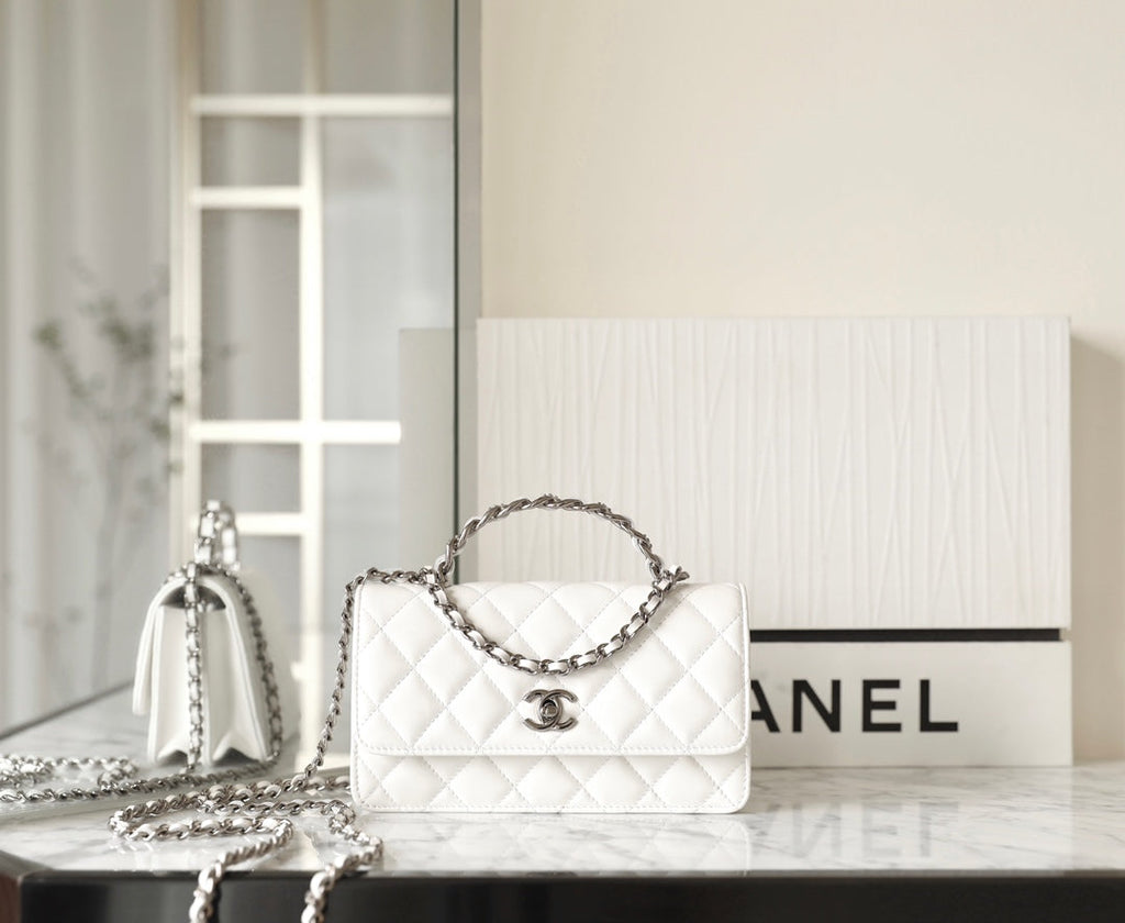 CHANEL WOC 18.5 WHITE LAMBSKIN SILVER HARDWARE