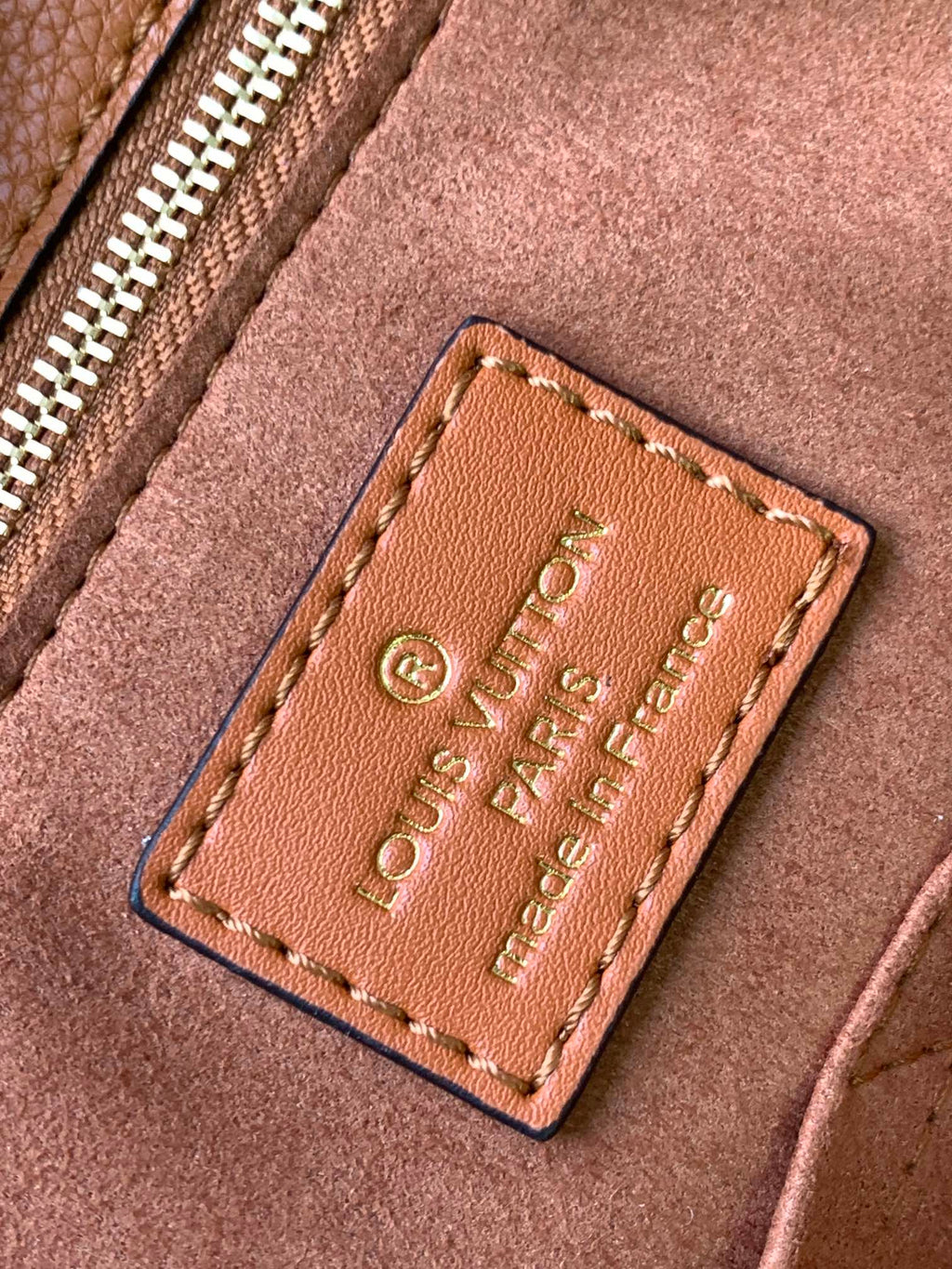 LOUIS VUITTON ONTHEGO GM 41 GOLD