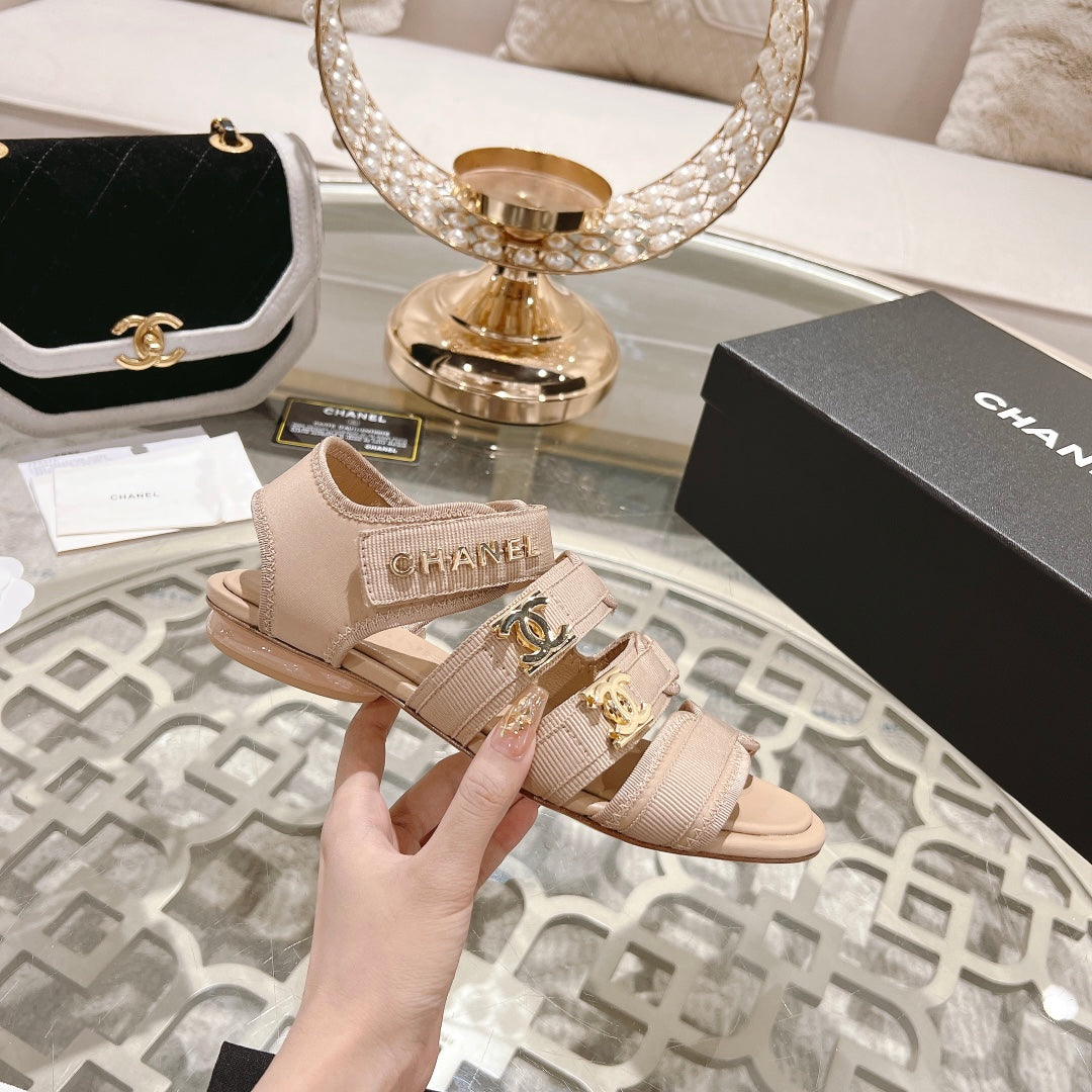 CHANEL Double C  Xiaoxiang Chain Fabric Head Chunky Sandal Cream Lambskin