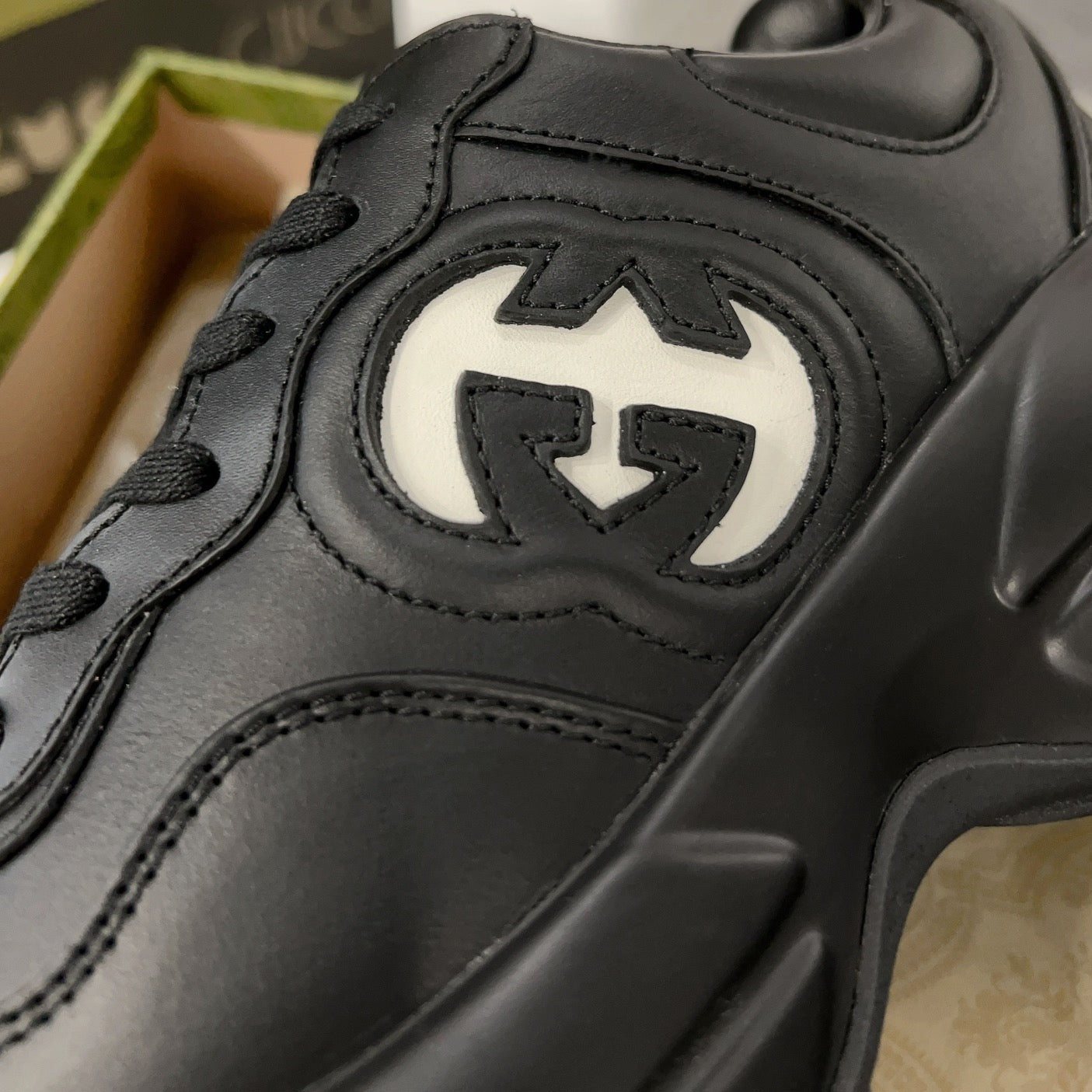 GUCCI Rhyton Trainer Leather Black