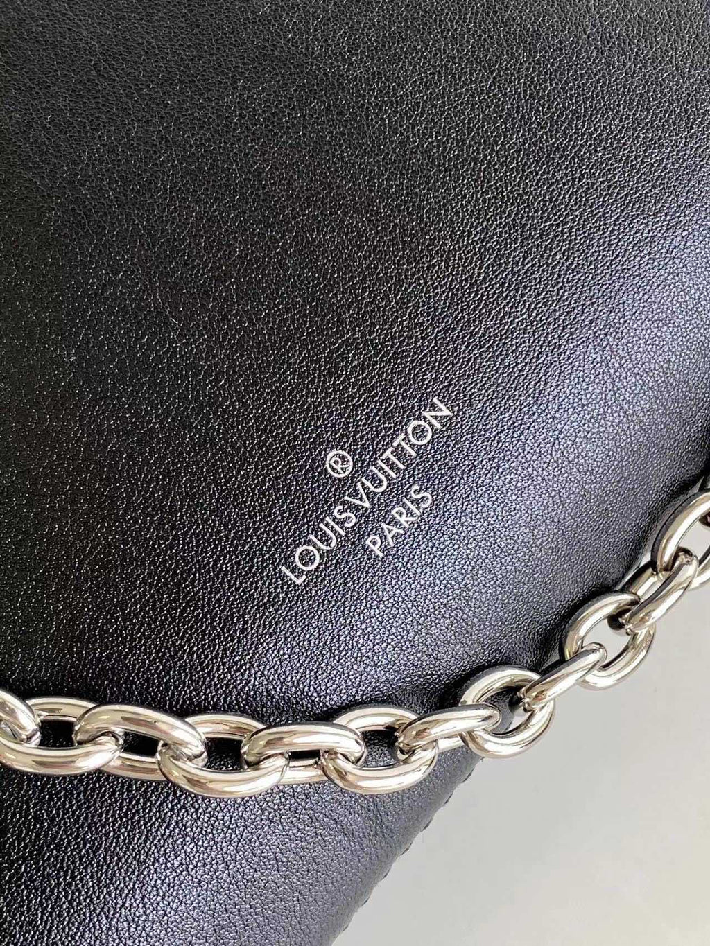 LOUIS VUITTON SLIM TRUNK 23 IN BLACK CALFSKIN SILVER HARDWARE