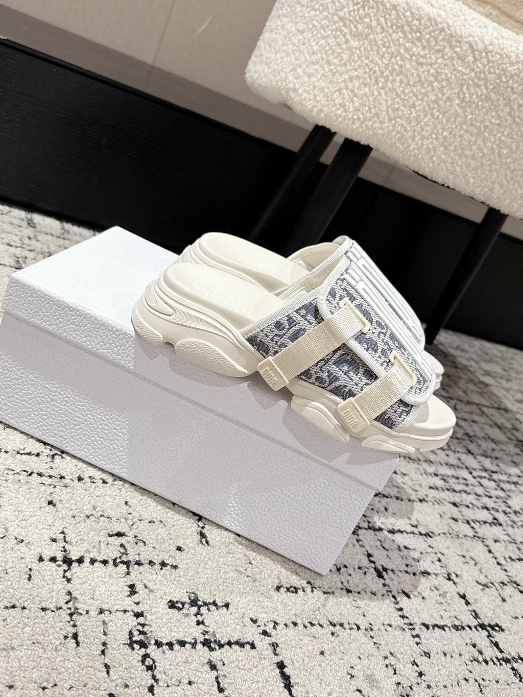 DIOR ADJUSTABLE STRAP SANDALS 25S 50 MM IN CREAM GREY FABRIC MIX WHITE CALFSKIN STYLE 3