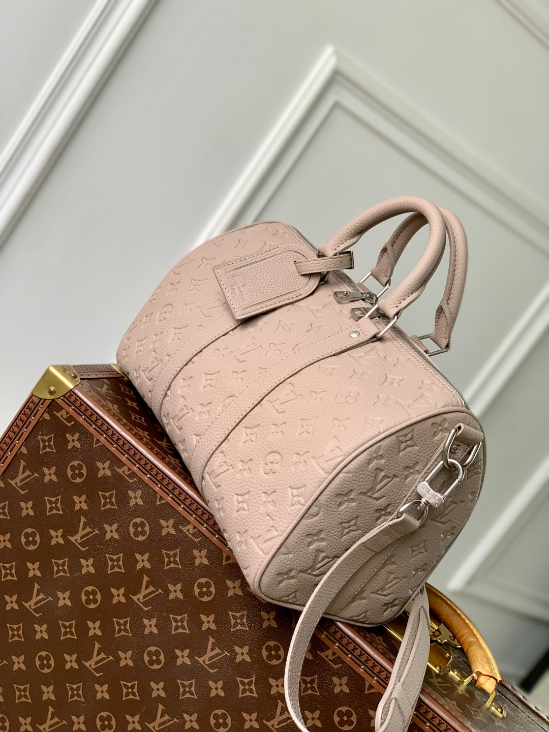 LOUIS VUITTON KEEPALL BANDOULIÈRE 34 BAG IN LIGHT BROWN MONOGRAM TAURILLON CALFSKIN