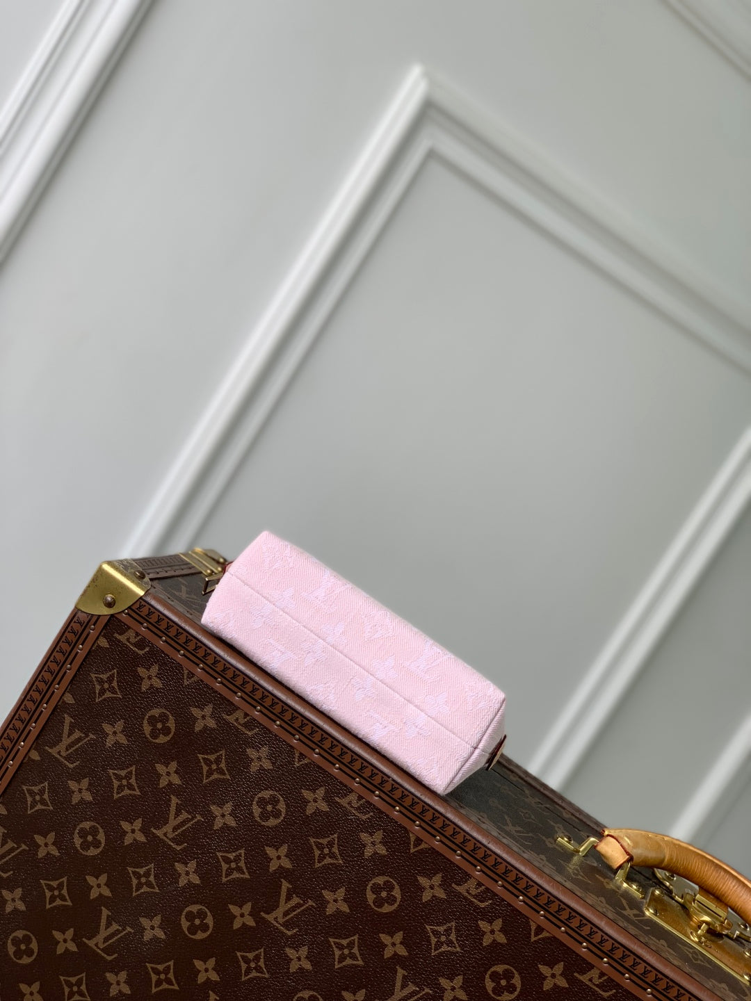 LOUIS VUITTON COSMETIC POUCH 19 IN PINK MONOGRAM DENIM GOLD HARDWARE