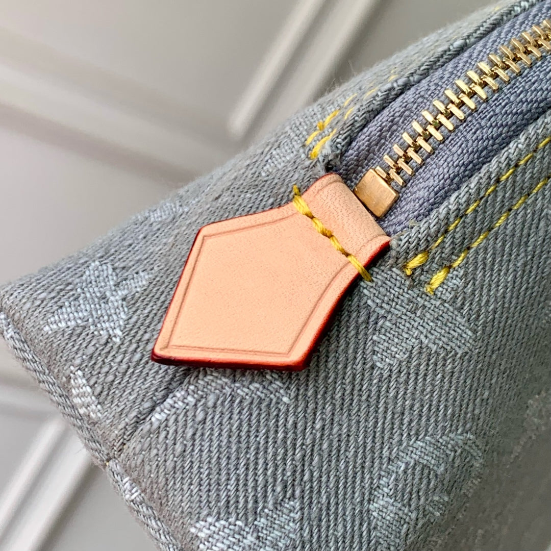 LOUIS VUITTON COSMETIC POUCH 19 IN GREY MONOGRAM DENIM GOLD HARDWARE