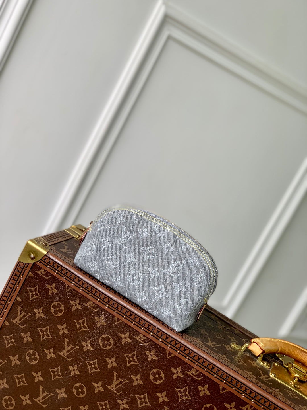 LOUIS VUITTON COSMETIC POUCH 19 IN GREY MONOGRAM DENIM GOLD HARDWARE