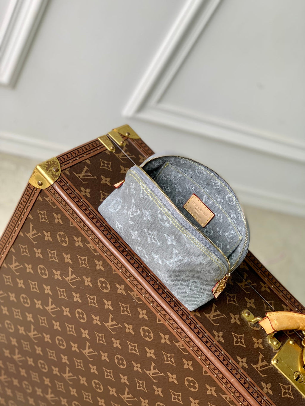 LOUIS VUITTON COSMETIC POUCH 19 IN GREY MONOGRAM DENIM GOLD HARDWARE