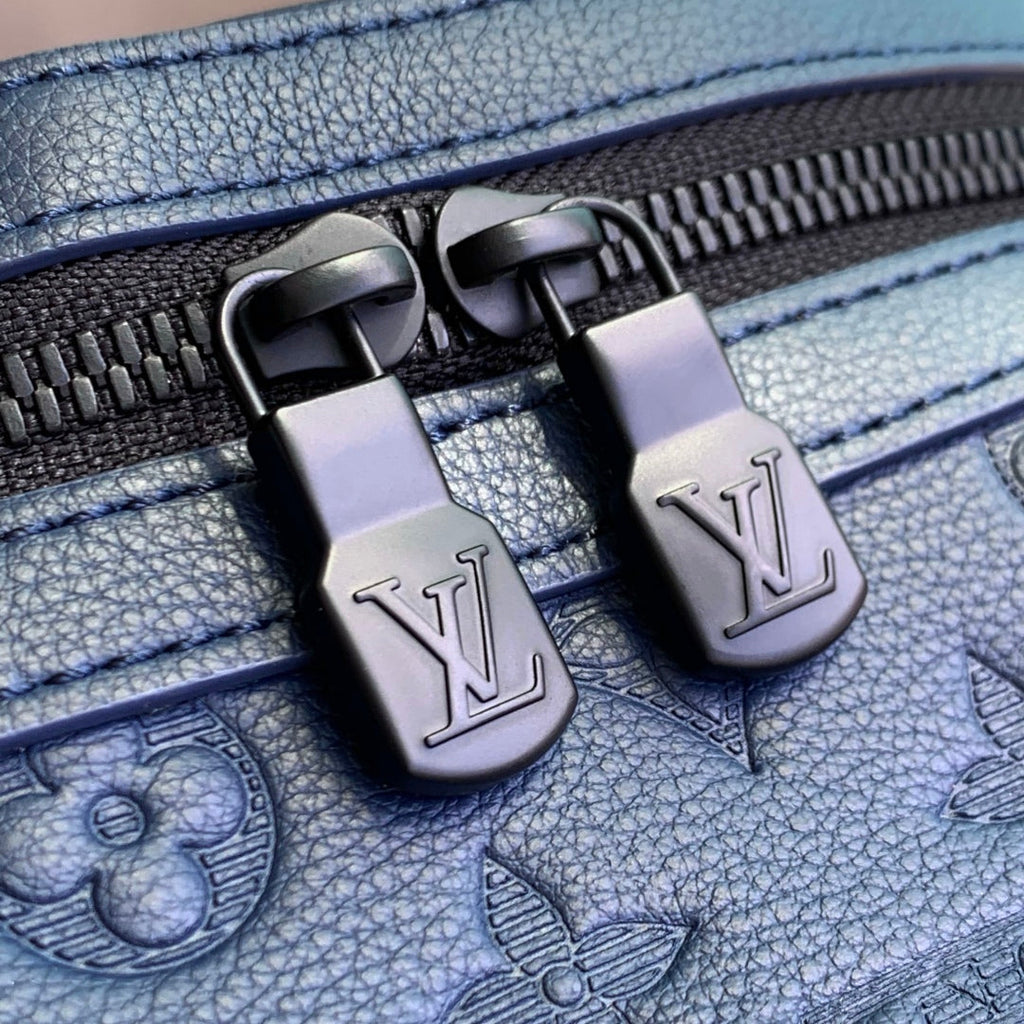 LOUIS VUITTON DISCOVERY PM BACKPACK 38 IN NAVY BLUE LAMBSKIN EMBOSSED MONOGRAM LOGO