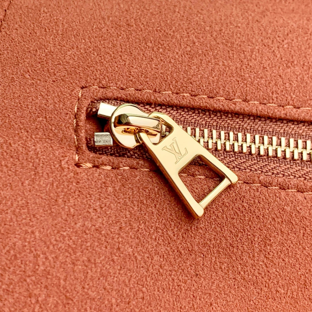 LOUIS VUITTON ANYTIME MM 42 IN BLACK MONOGRAM EMPREINTE CALFSKIN GOLD HARDWARE