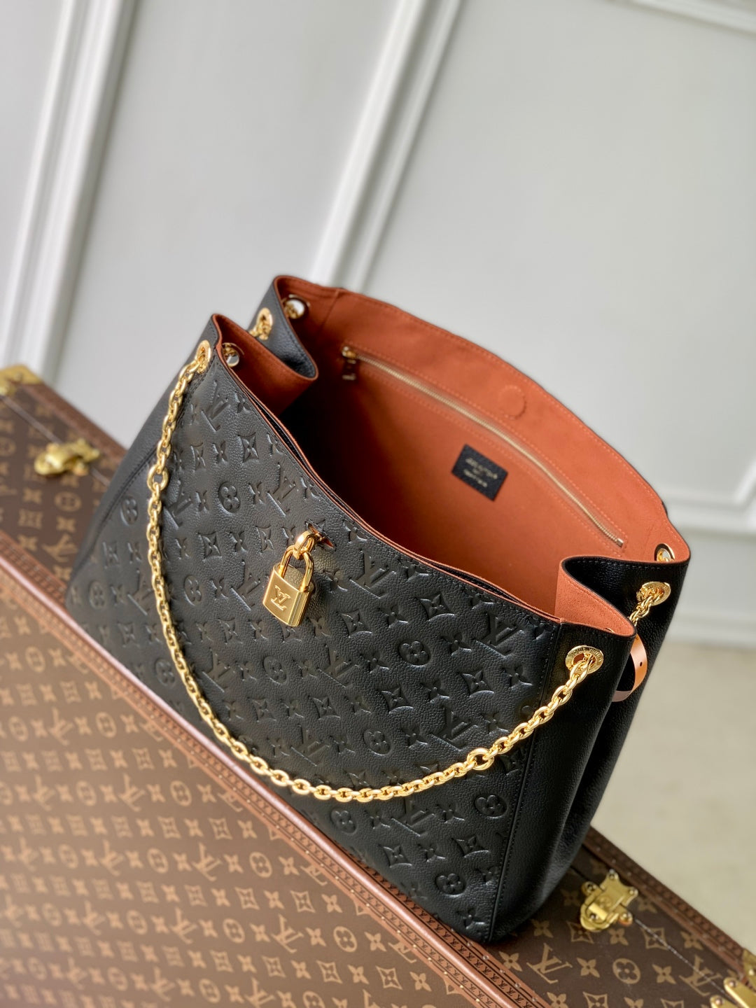 LOUIS VUITTON ANYTIME MM 42 IN BLACK MONOGRAM EMPREINTE CALFSKIN GOLD HARDWARE
