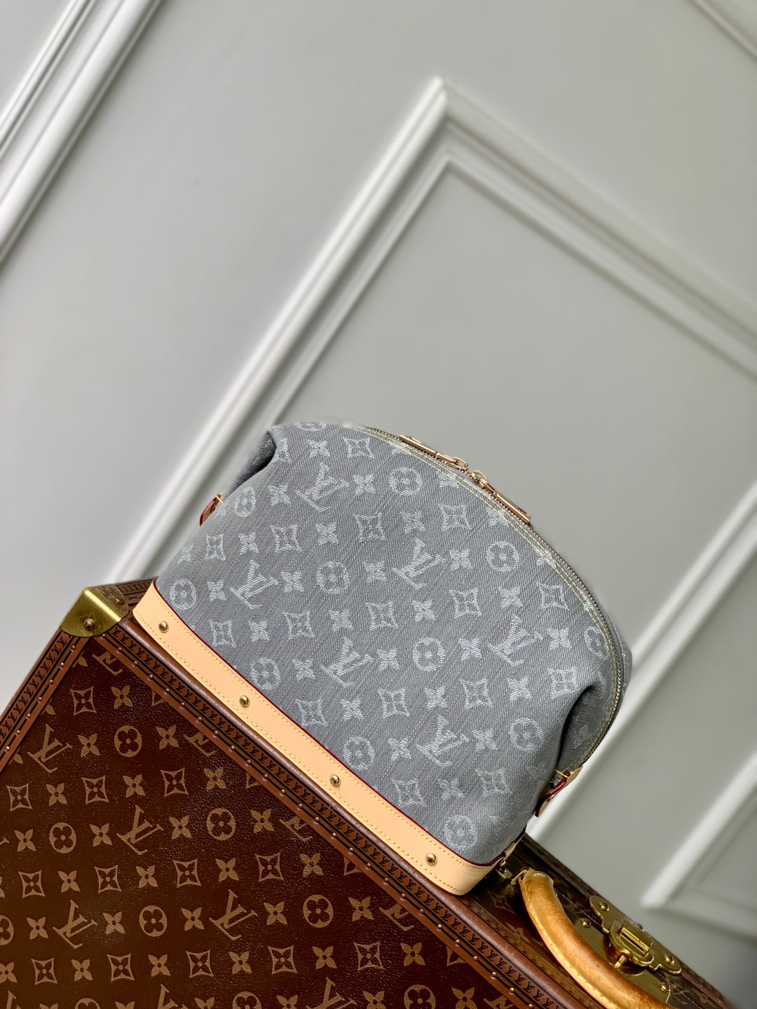 LOUIS VUITTON COSMETIC POUCH 27 IN GREY MONOGRAM DENIM GOLD HARDWARE