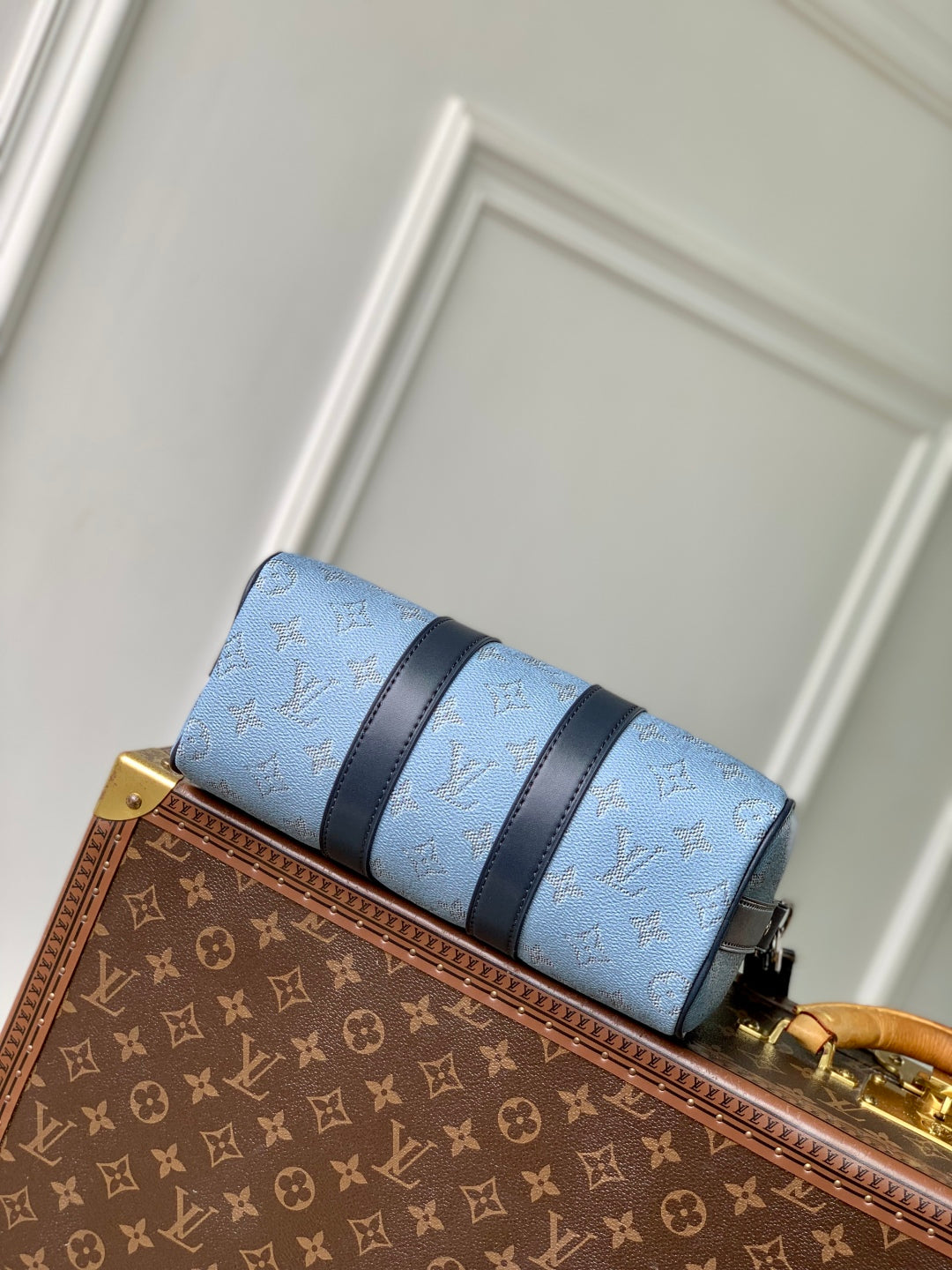 LOUIS VUITTON KEEPALL BANDOULIÈRE 25 INSKY BLUE MONOGRAM HERITAGE CANVAS DARK BLUE CALFSKIN