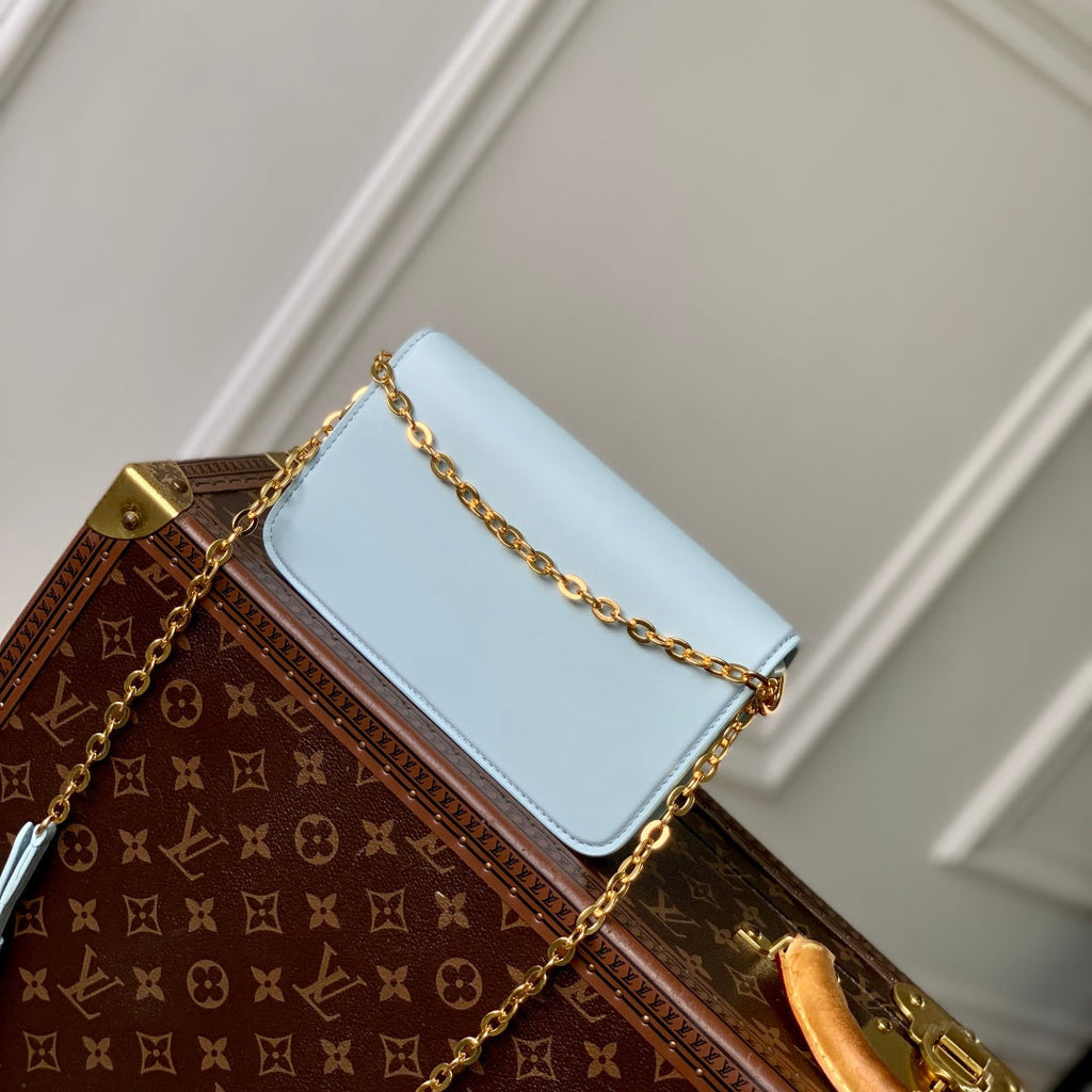 LOUIS VUITTON WALLET ON CHAIN BLOOM 20 IN AZUR BLUE CALFSKIN