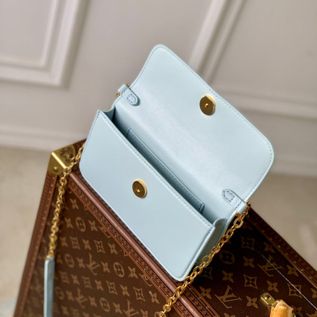 LOUIS VUITTON WALLET ON CHAIN BLOOM 20 IN AZUR BLUE CALFSKIN