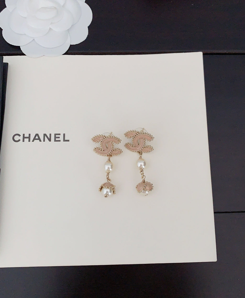 18K  Chanel Pearl Crystals Earrings