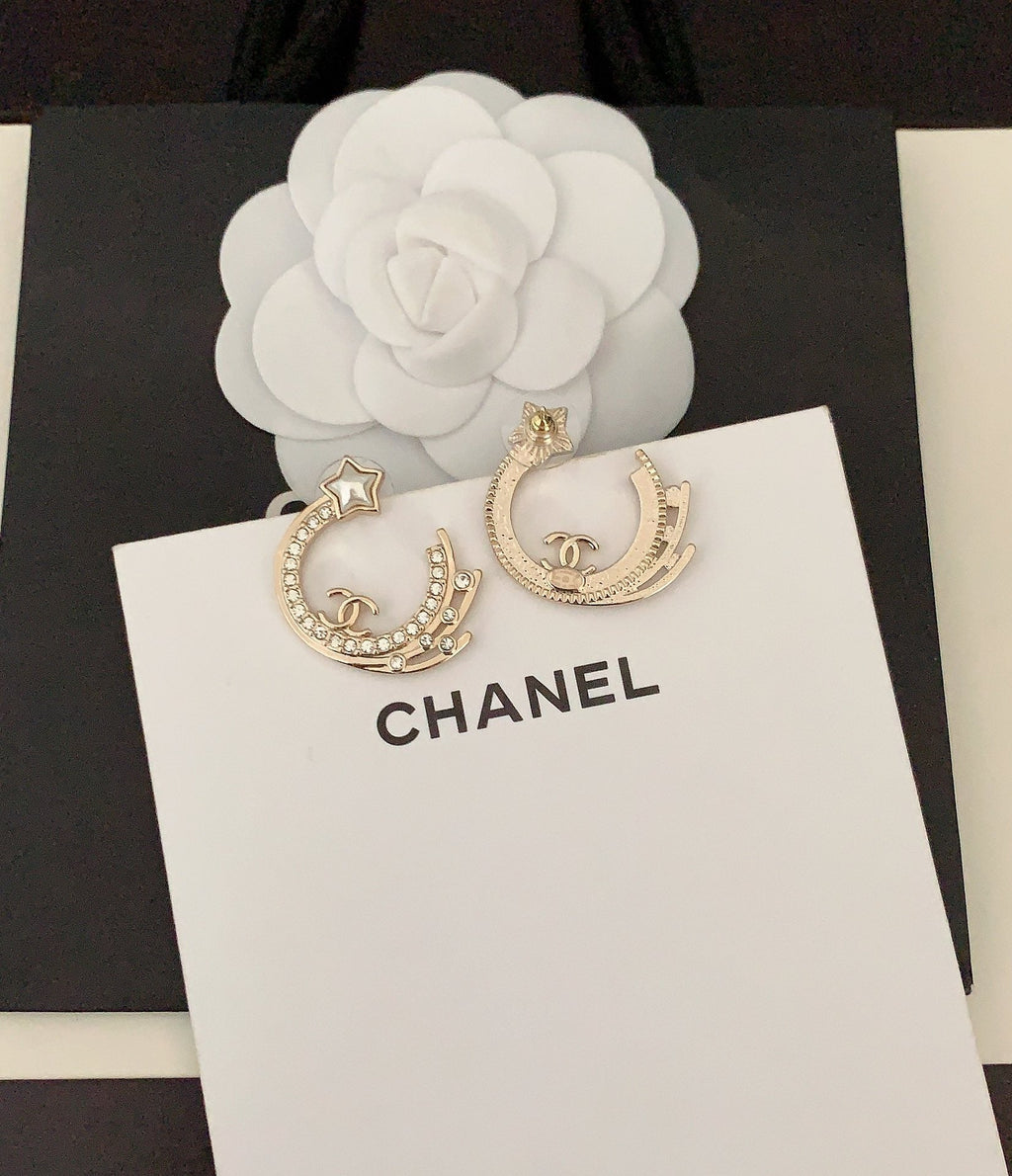 18K  Chanel Crystals Earrings