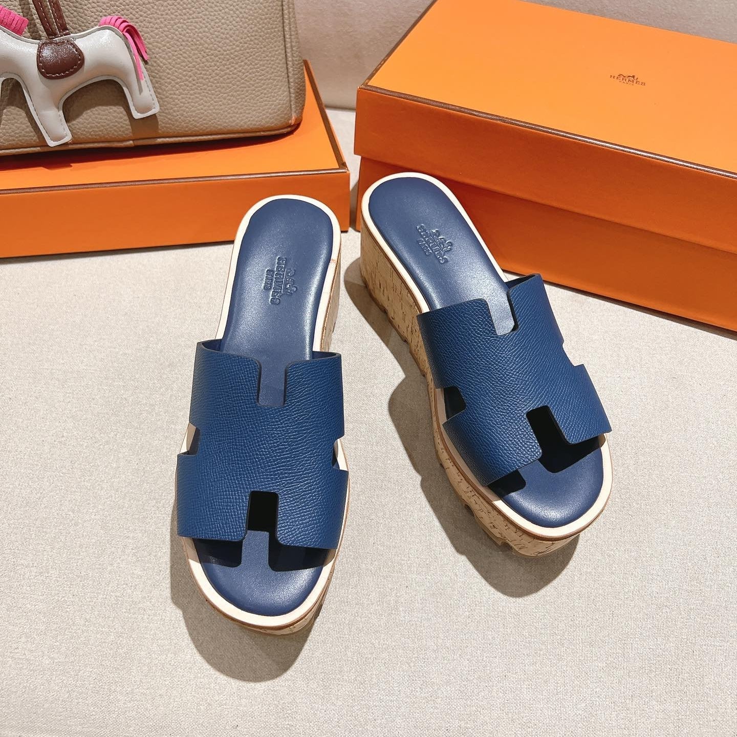 HERMES 25S HIGH WEDGE SANDALS IN DARK STEEL BLUE LAMBSKIN STYLE 18