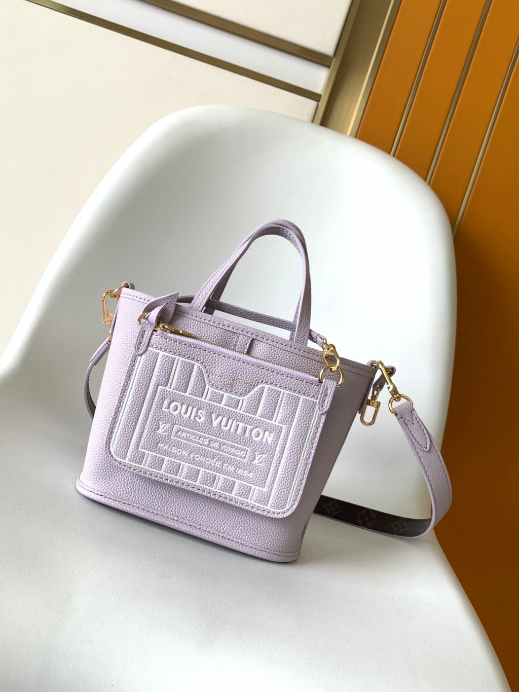 LOUIS VUITTON LV 25S NEVERFULL BANDOULIÈRE INSIDE OUT BB 24 IN LIGHT PURPLE AND BROWN CALFSKIN