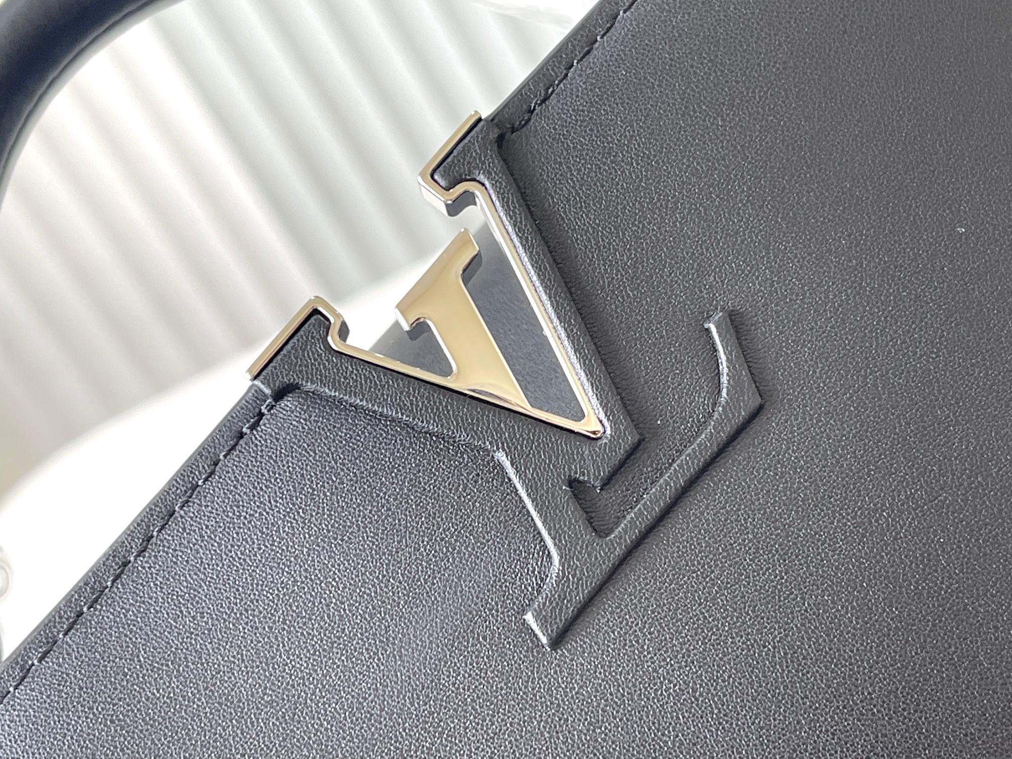 LOUIS VUITTON CAPUCINES EAST-WEST 30 IN BLACK SHEEPSKIN CRYSTAL AND SILVER HARDWARE