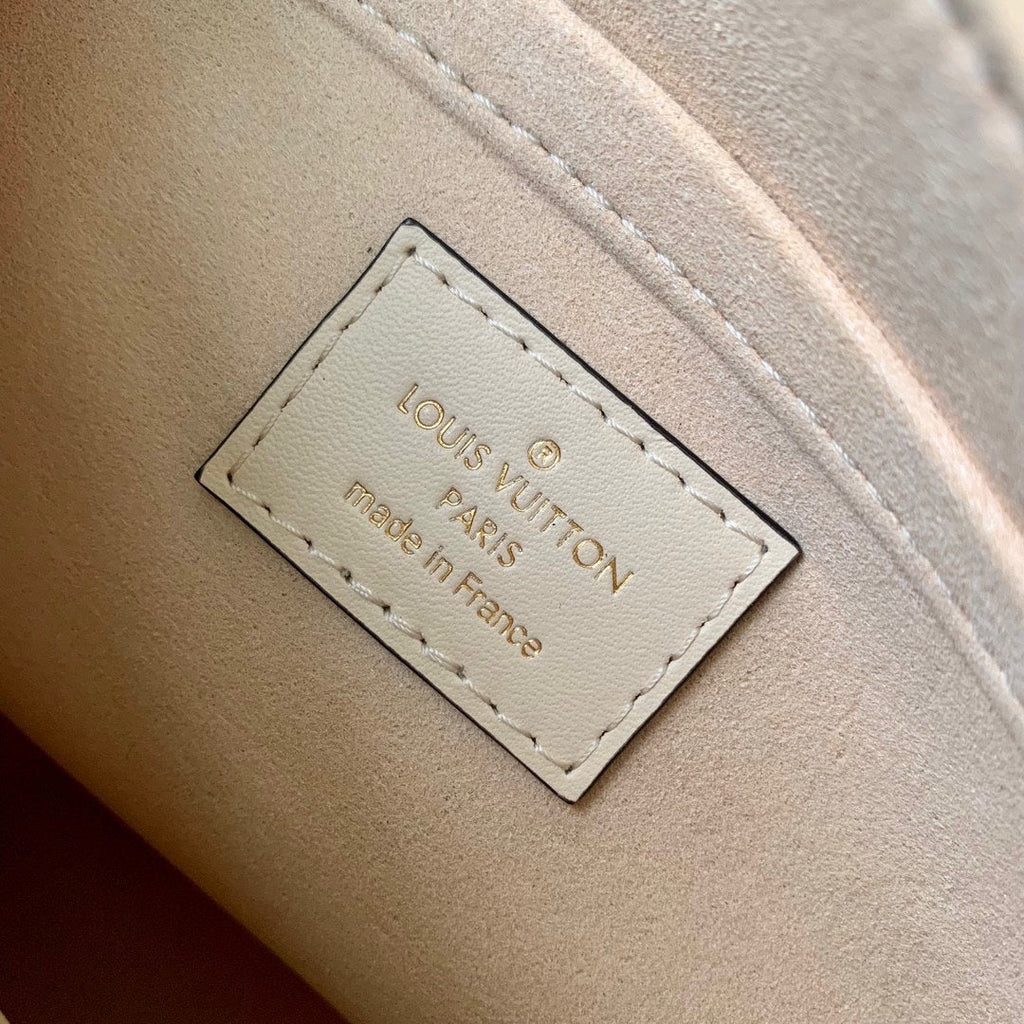LOUIS VUITTON ONTHEGO EAST WEST BAG 25 IN BEIGE MONOGRAM EMBOSSED COWHIDE
