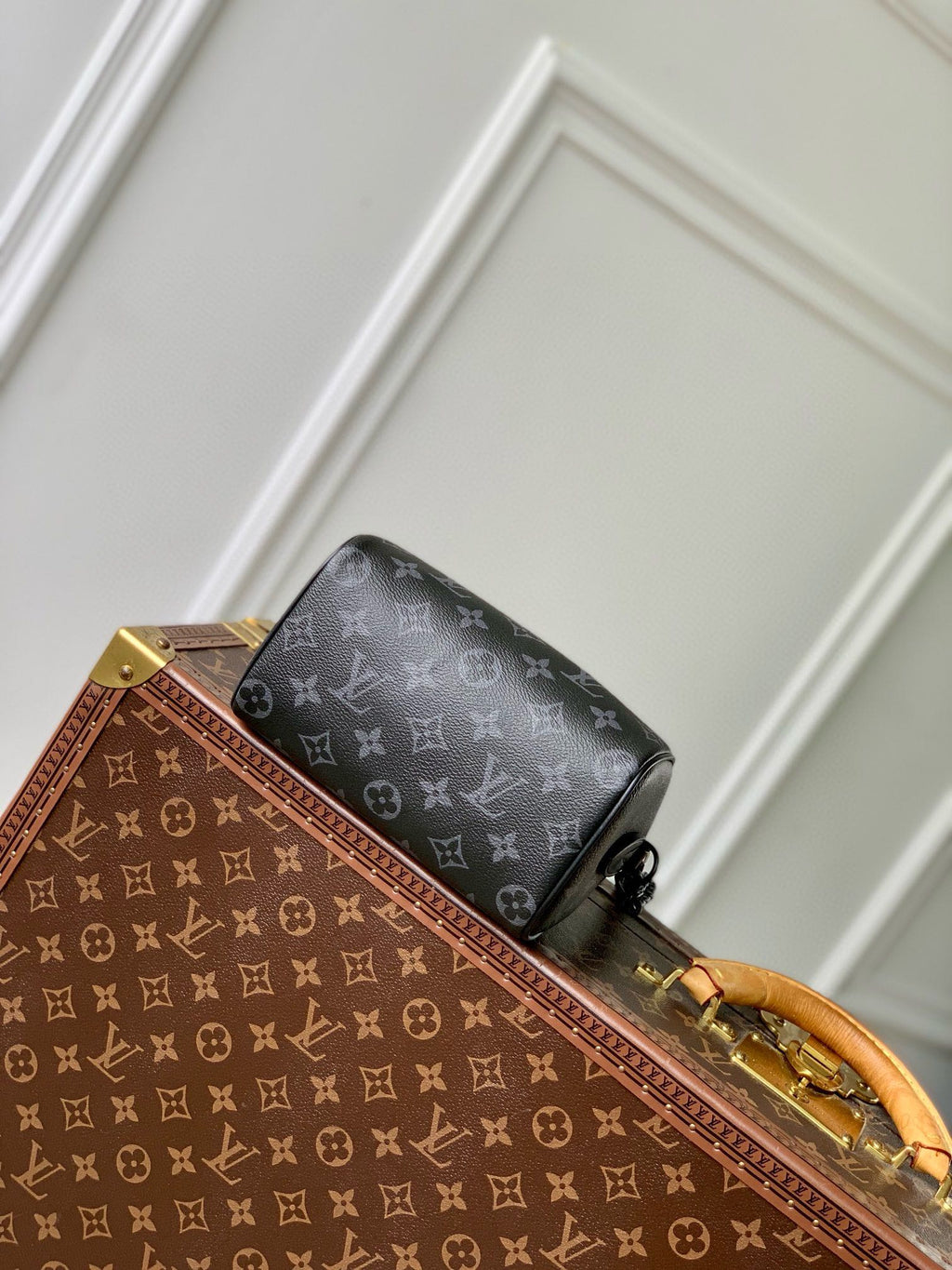 LOUIS VUITTON SPEEDY BAG 18 IN BLACK MONOGRAM COATED CANVAS BLACK HARDWARE