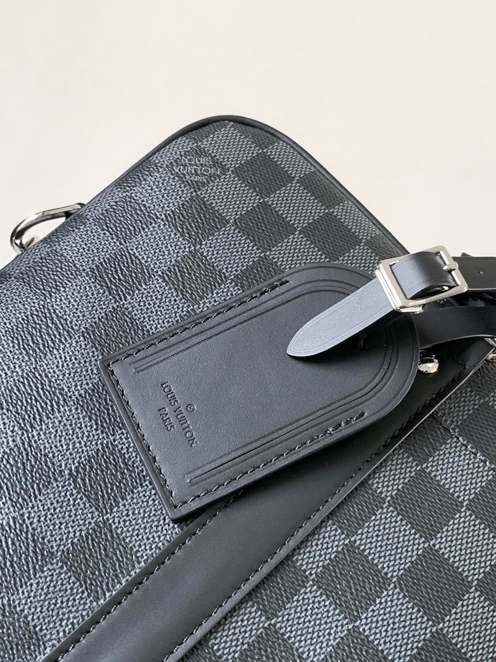 LOUIS VUITTON PORTE- DOCUMENTS VOYAGE NM HANDBAG 36 IN BLACK DAMIER GRAPHITE CANVAS