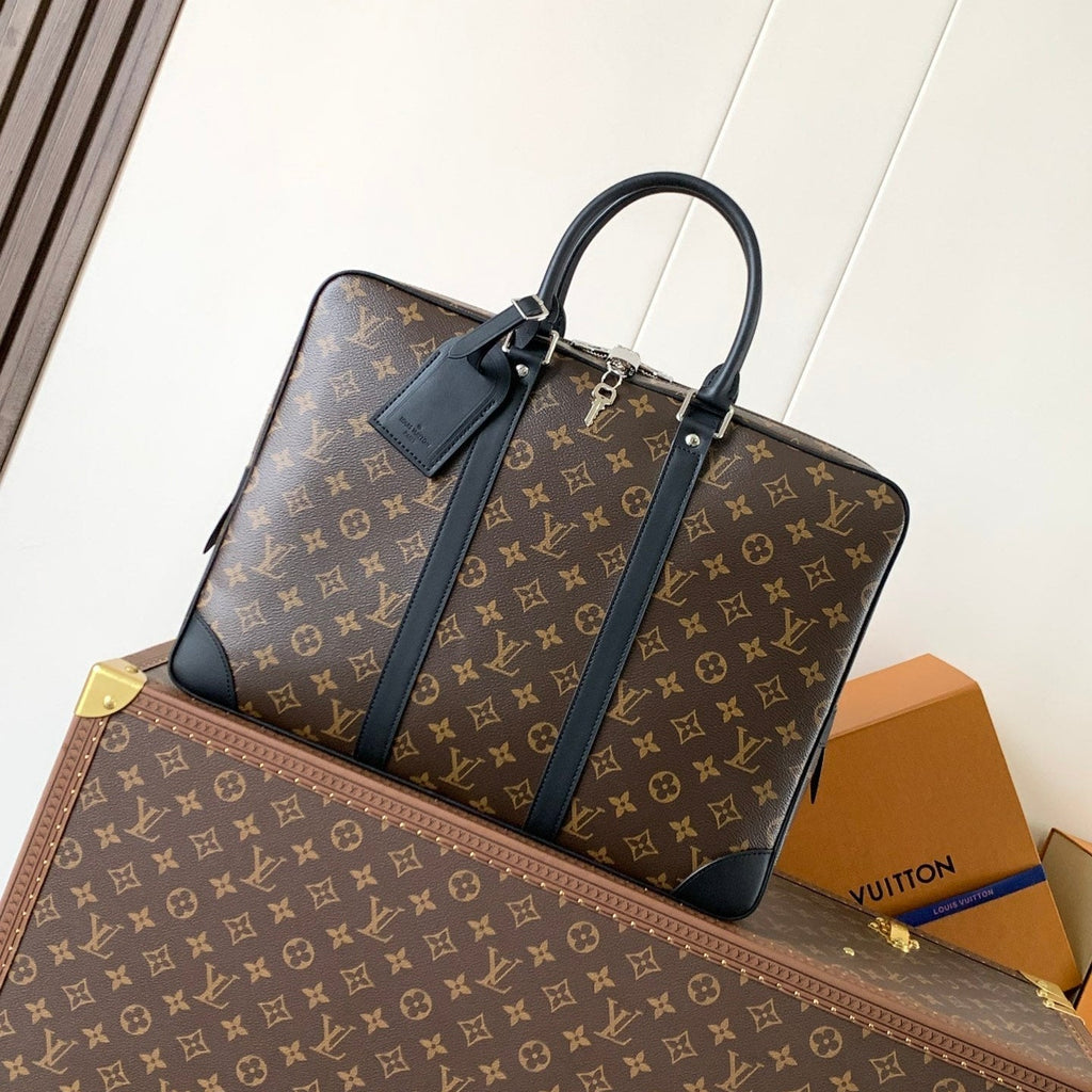 LOUIS VUITTON LV 25S PORTE- DOCUMENTS VOYAGE 41 IN BROWN AND BLACK EMBOSSED DAMIER INFINI CALFSKIN
