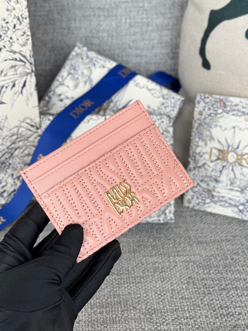 DIOR FREESIA CARD HOLDER 10 IN BABY PINK QUILTED ALLOVER CALFSKIN