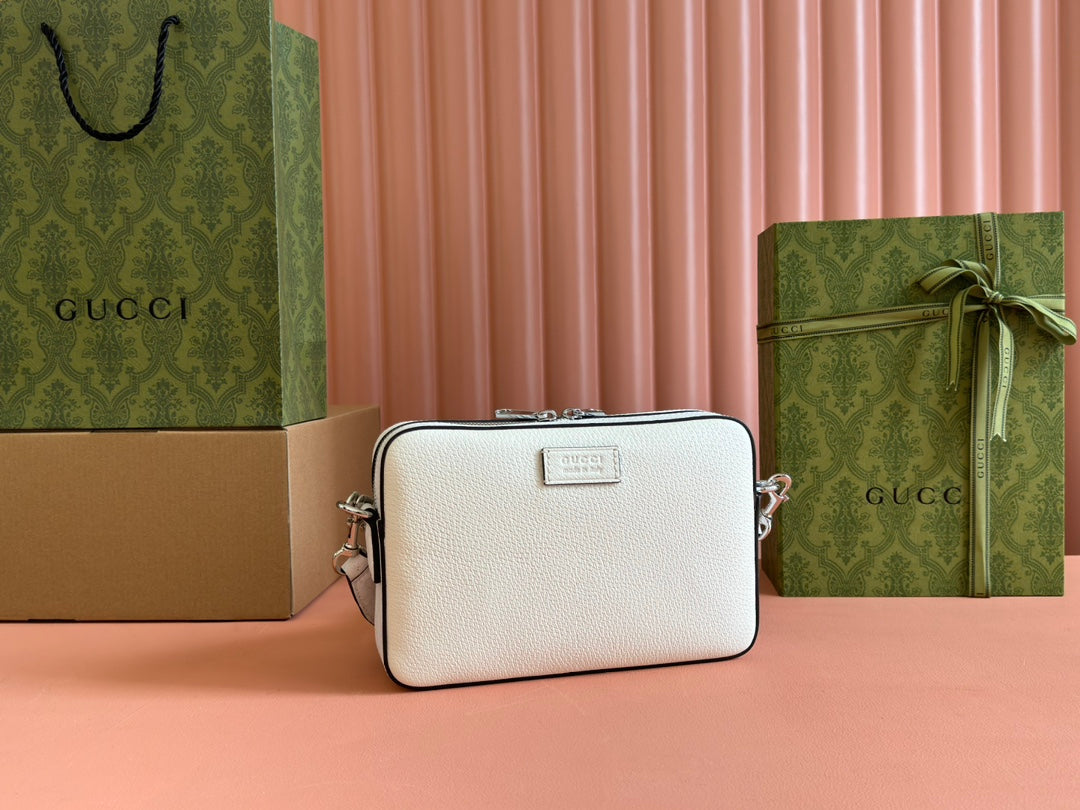 GUCCI SMALL CROSSBODY BAG 24 WITH TAG IN WHITE CALFSKIN AND CANVAS TRIM