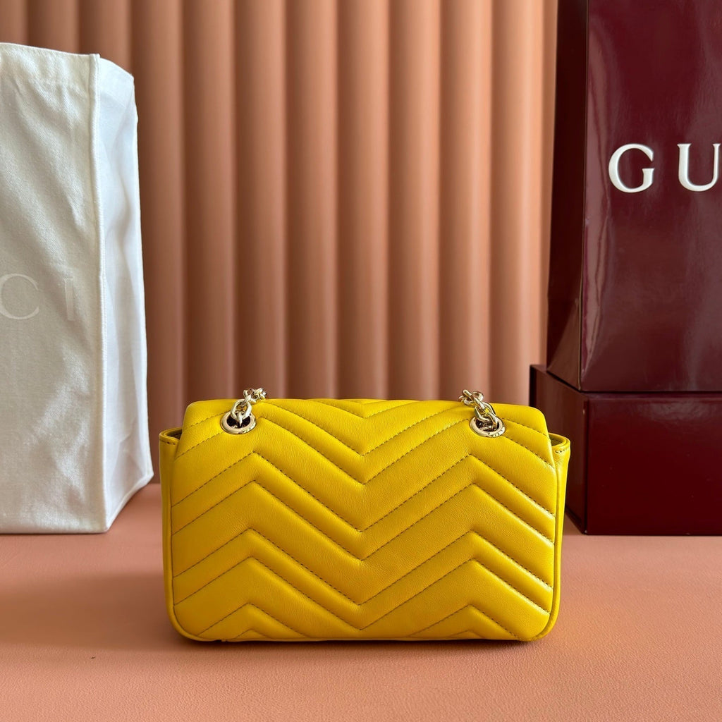 GUCCI 26S  MARMONT BAG 22 IN YELLOW LAMBSKIN