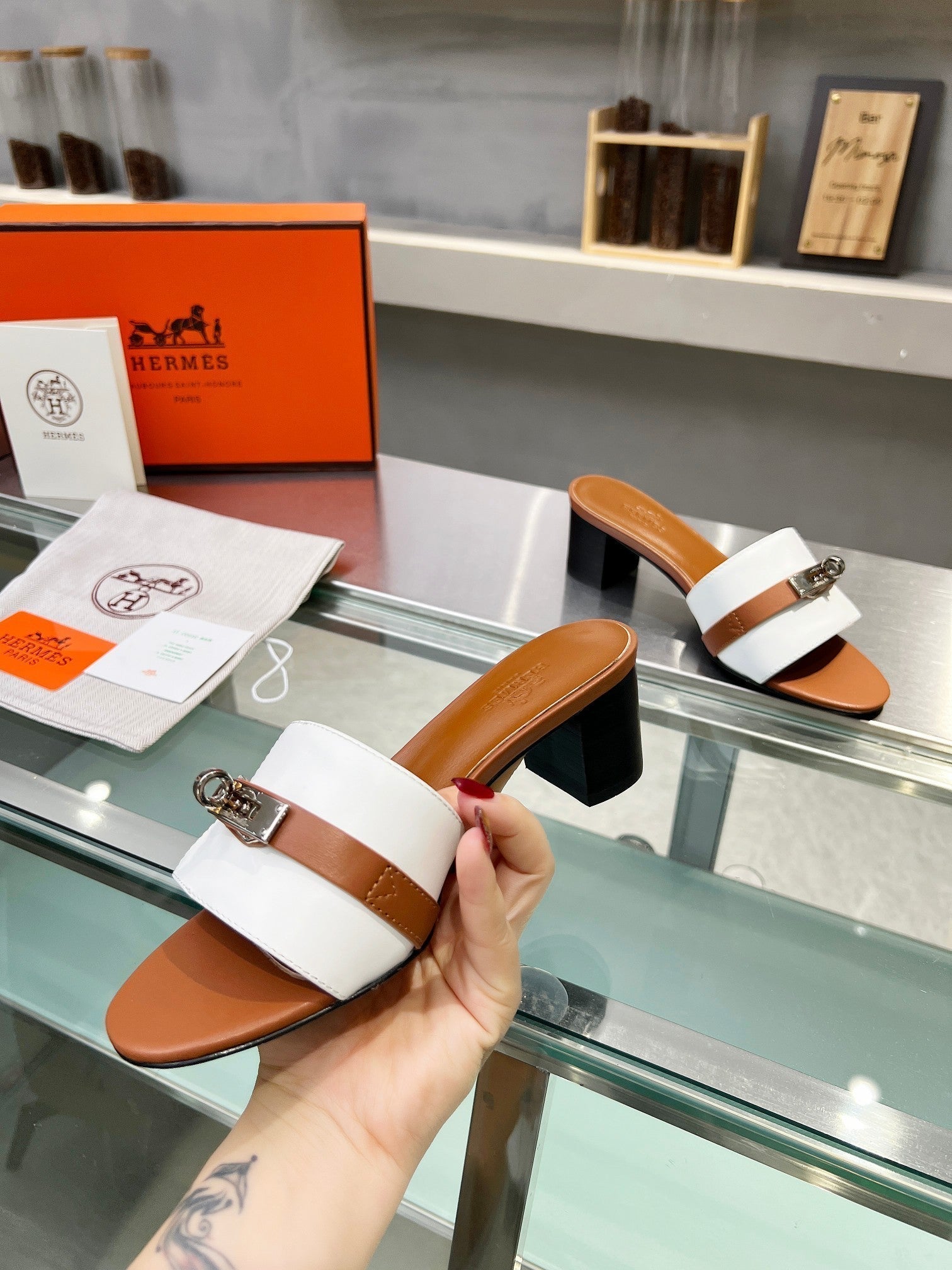 HERMES GIGI 50 SANDAL TAWNY MIX WHITE CALFSKIN