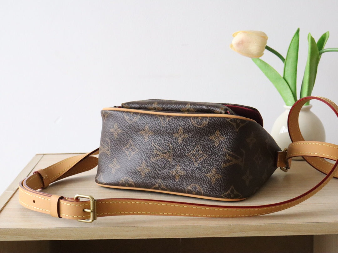 LOUIS VUITTON LV 25S SHOULDER BAG 19 IN BROWN MONOGRAM CALFSKIN GOLD HARDWARE