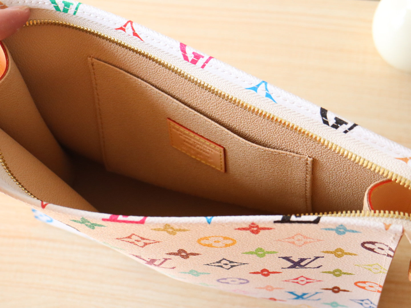 LOUIS VUITTON TOILETRY POUCH 25 IN WHITE MIX COLORFUL CALFSKIN