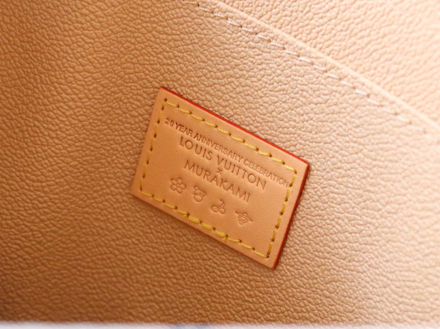 LOUIS VUITTON TOILETRY POUCH 25 IN WHITE MIX COLORFUL CALFSKIN