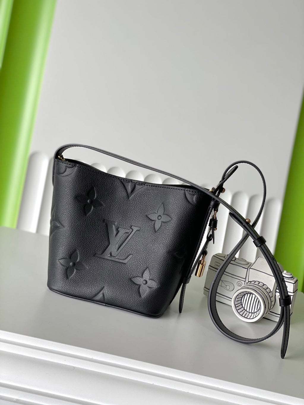 LOUIS VUITTON ALL IN BB 18 IN BLACK EMBOSSED COWHIDE GOLD LOCK