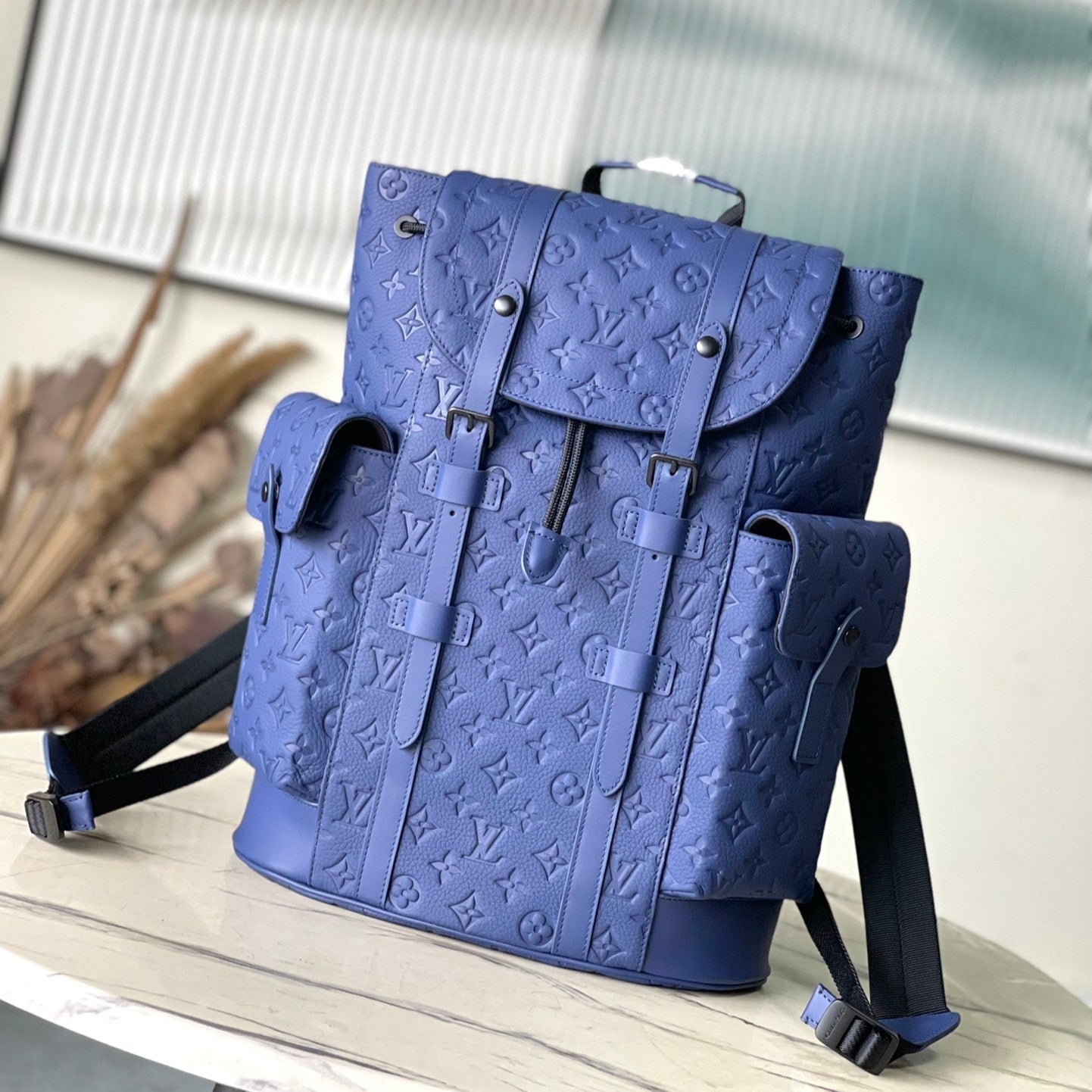 LOUIS VUITTON CHRISTOPHER MM 44 IN SAPPHIRE BLUE TAURILLON