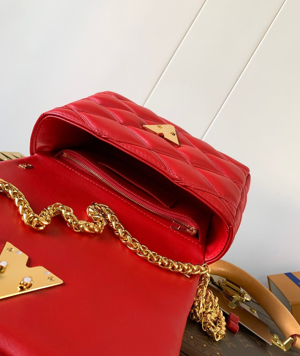 LOUIS VUITTON LV 25S GO-14 MM 23 IN CRIMSON RED QUILTED LAMBSKIN GOLD HARDWARE