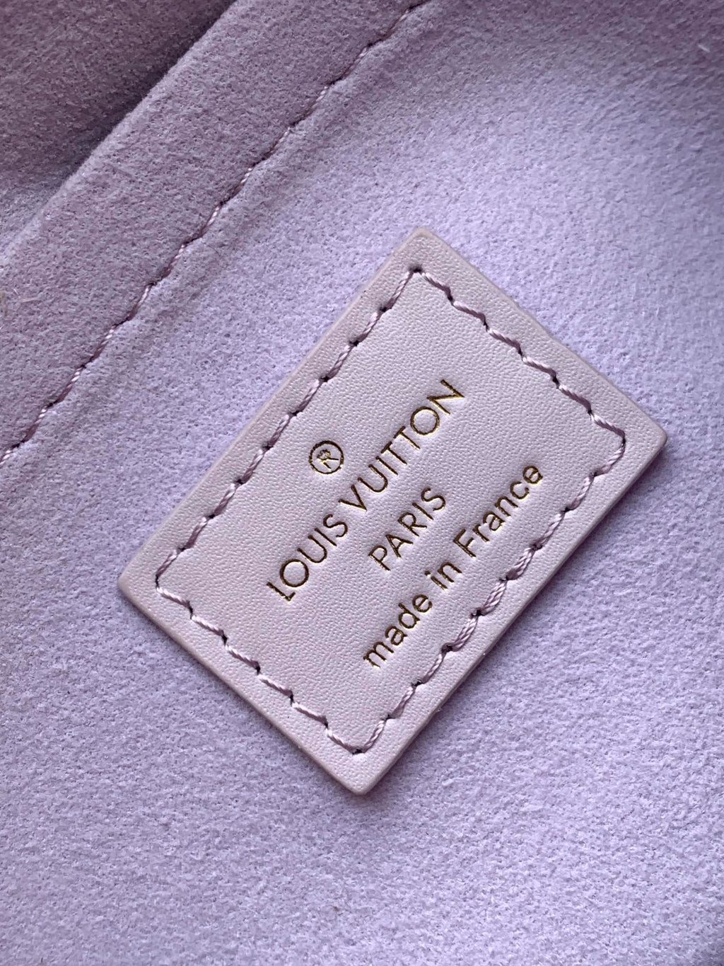 LOUIS VUITTON LV 25S ONTHEGO EAST WEST BAG 25 IN LIGHT LAVENDER CALFSKIN MONOGRAM EMPREINTE