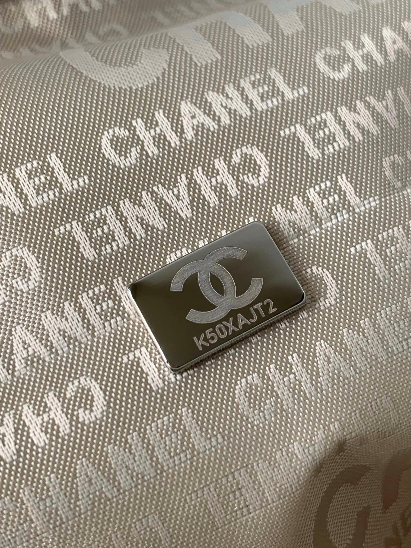 CHANEL 25S HOBO BAG 40 CM IN SILVER SMOOTH CALFSKIN