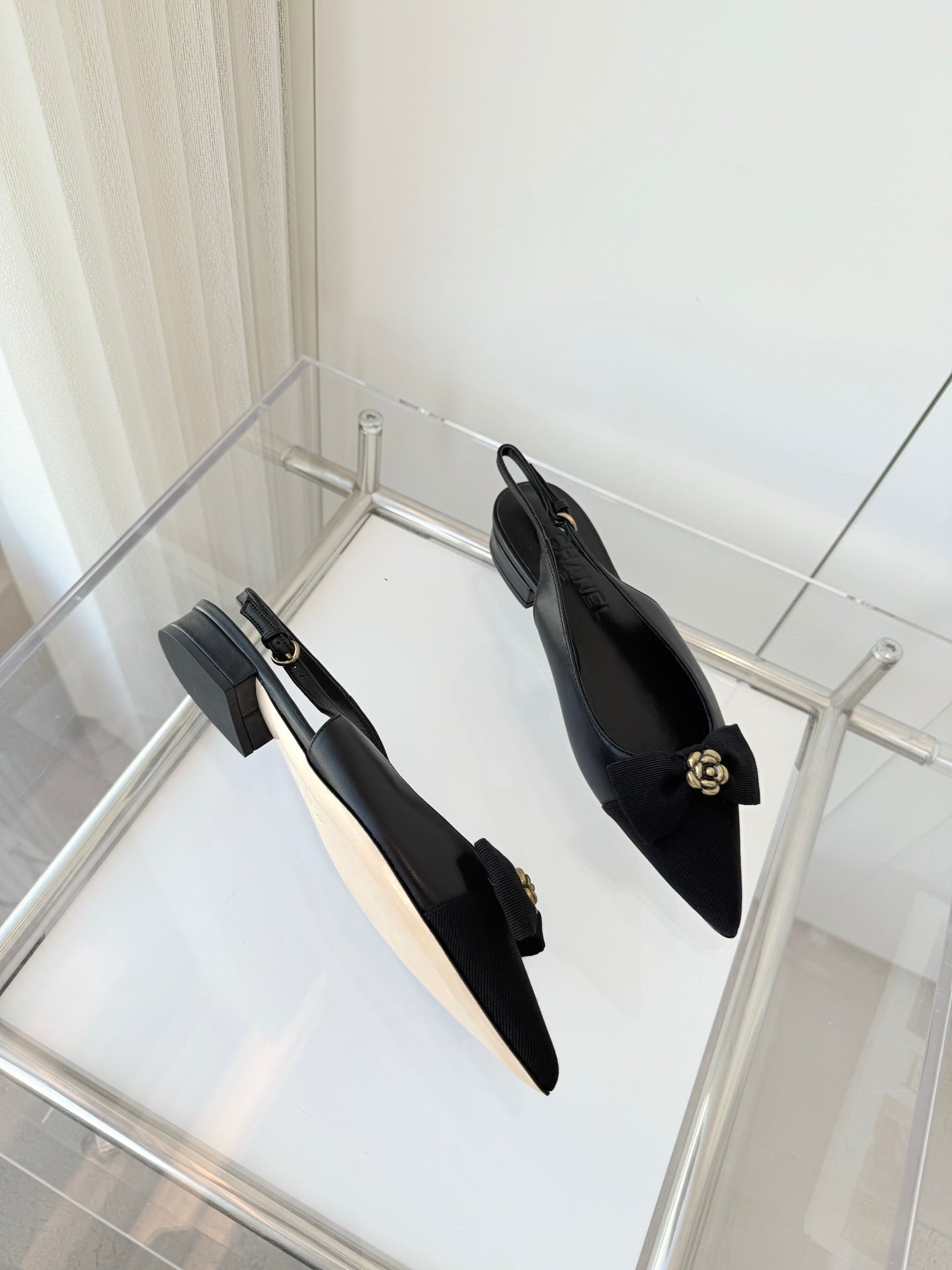 CHANEL SLINGBACKS 18 MM IN BLACK CALFSKIN MIX CANVAS