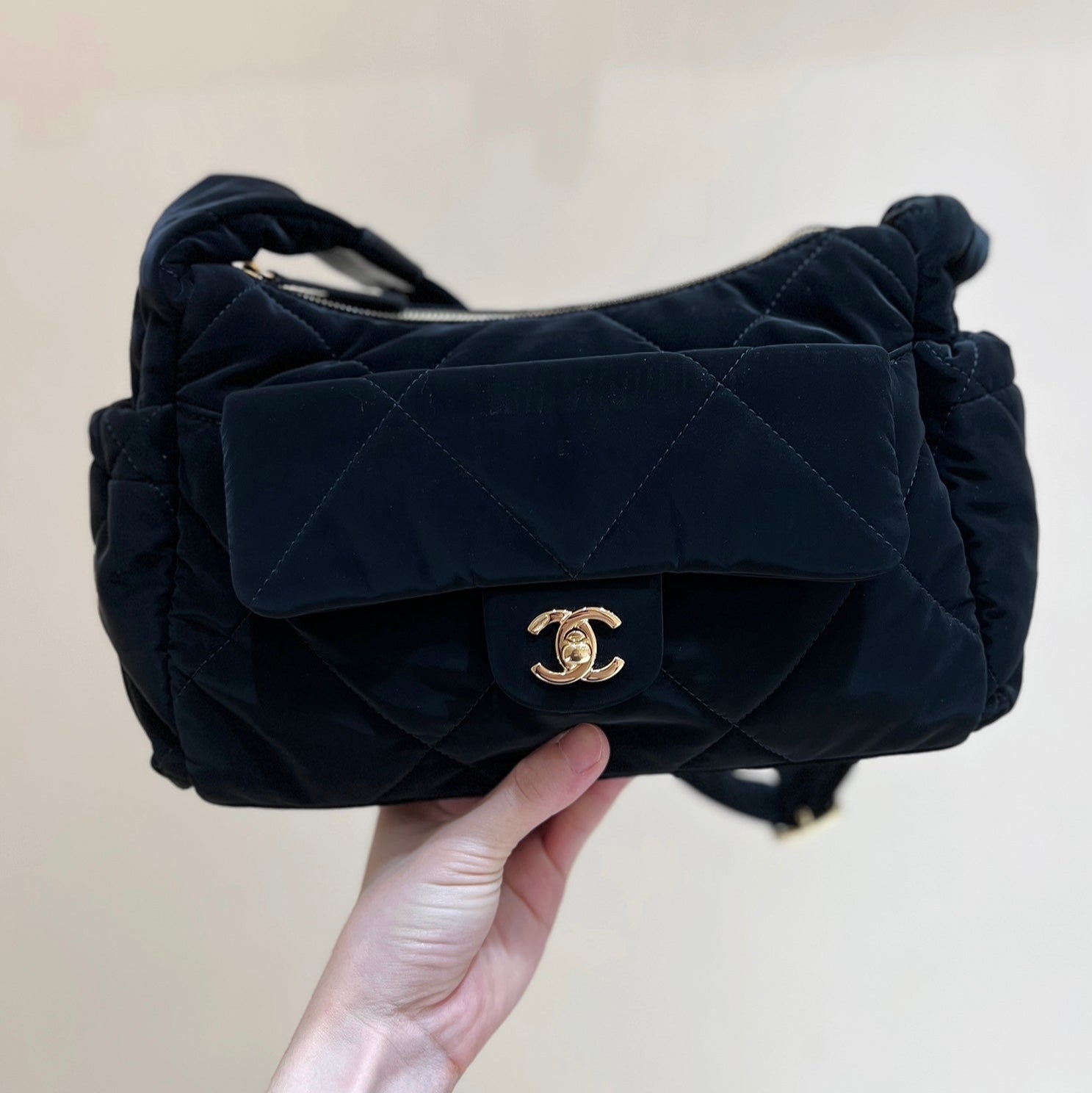 CHANEL HOBO BAG 32 IN BLACK NYLON WITH GOLD METAL