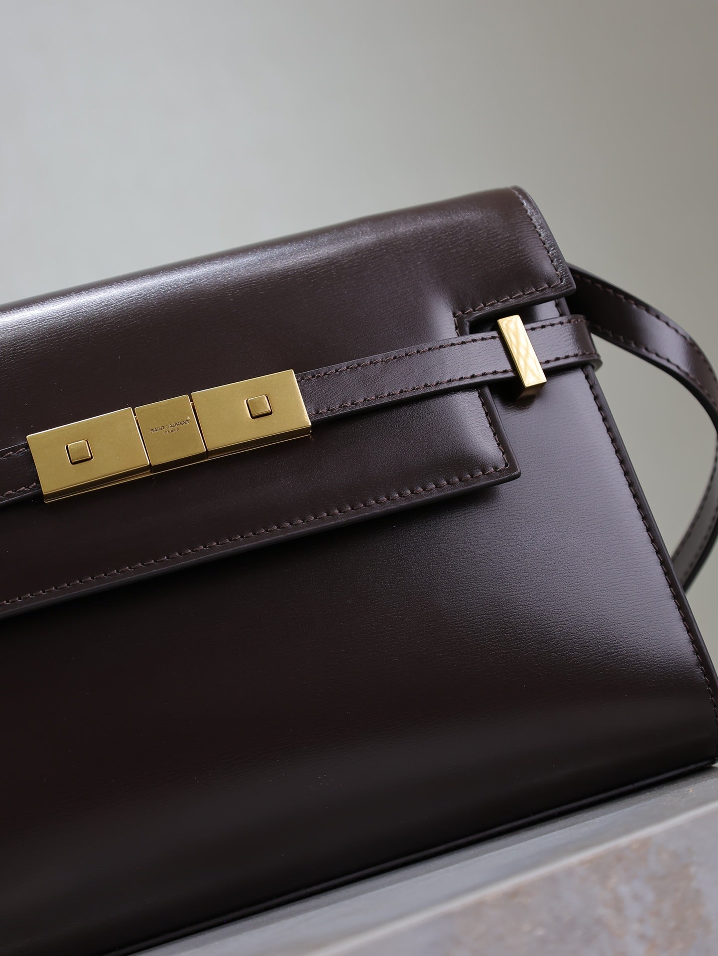 YSL 25S MANHATTAN SMALL 24 IN ROUGE CABERNET CALFSKIN GOLD HARDWARE