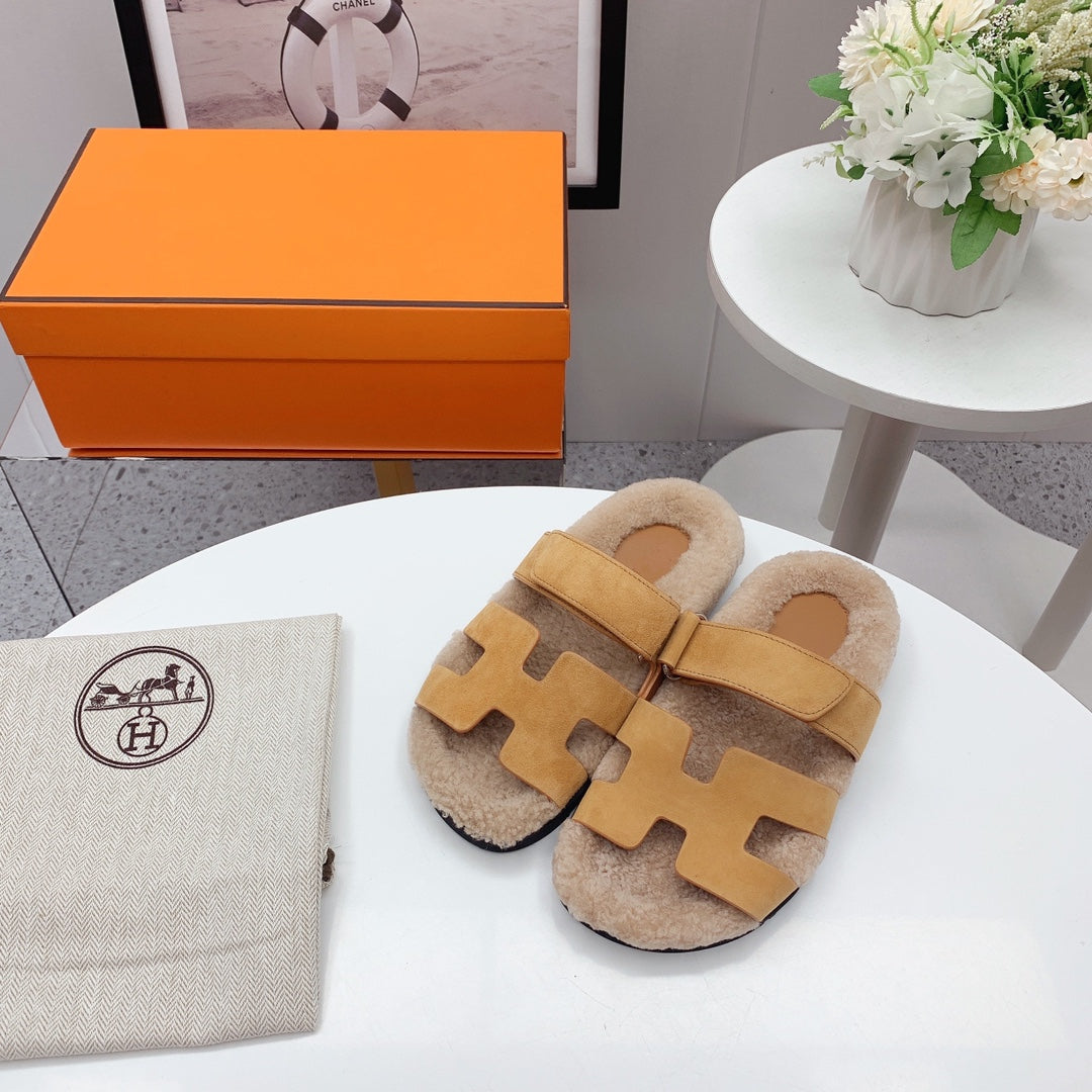 HERMES Chypre Sandal Beige shearling insole Light Brown Velvet leather lining